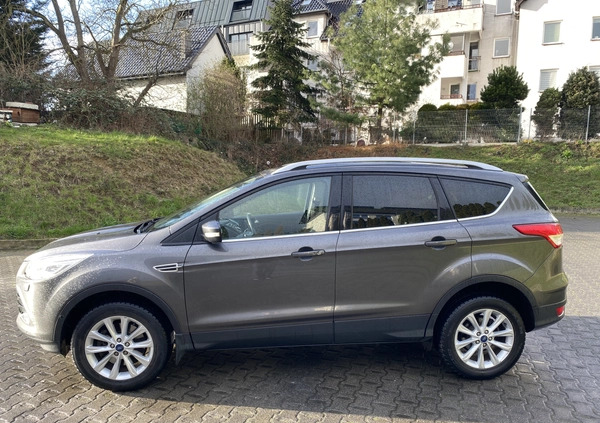 Ford Kuga cena 55000 przebieg: 118724, rok produkcji 2015 z Szczecin małe 667